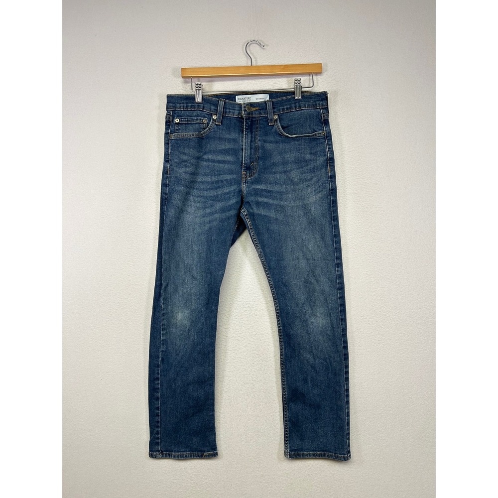 Classic Casual Signature by Levi Strauss Mens 32x30 Blue S51 Straight Leg Jeans